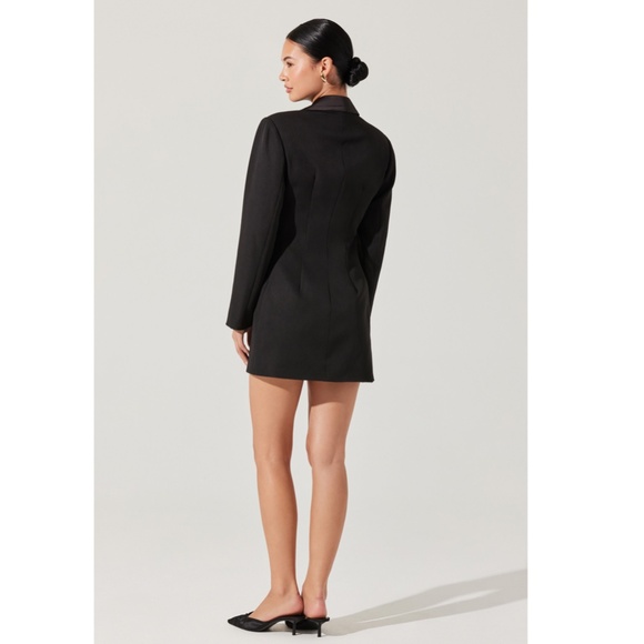 NEW ASTR The LABEL Black TUXEDO Blazer FAUX Pockets COCKTAIL Mini DRESS L - Picture 9 of 16